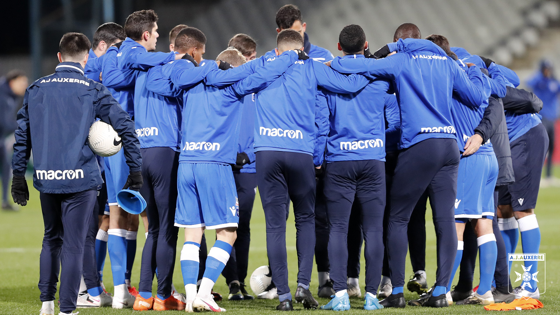 包含图卢兹俱乐部遭遇困境，王者之路不易的词条