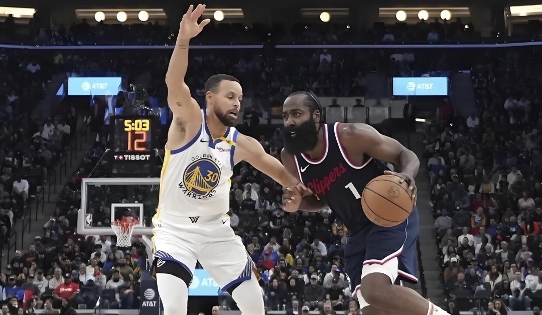 火箭再战湖人，哈登双20迎来胜利