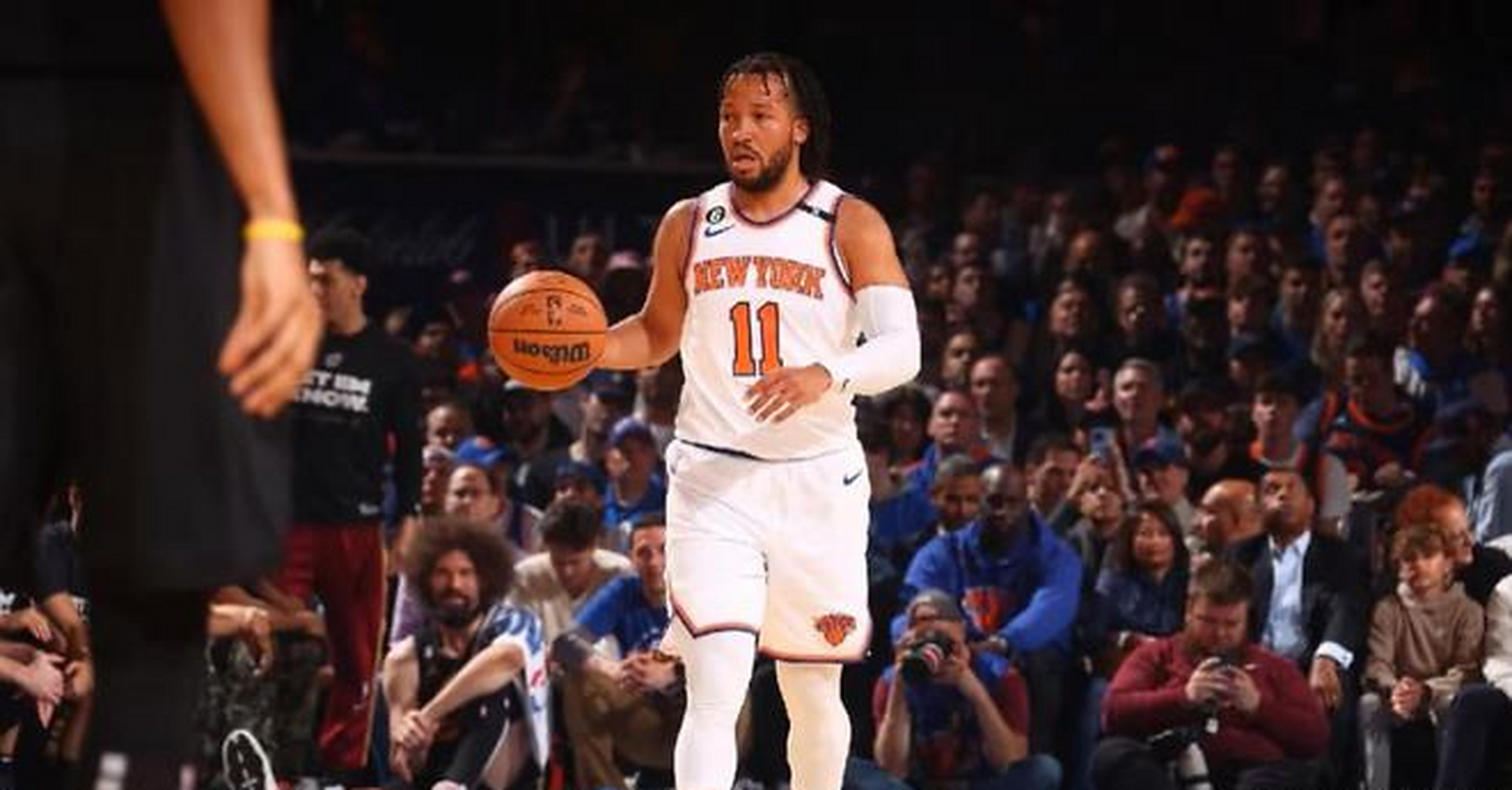 包含骑士祸不单行,詹姆斯进球不中被判犯规致命失误的词条 包含骑士祸不单行,詹姆斯进球不中被判犯规致命失误的词条