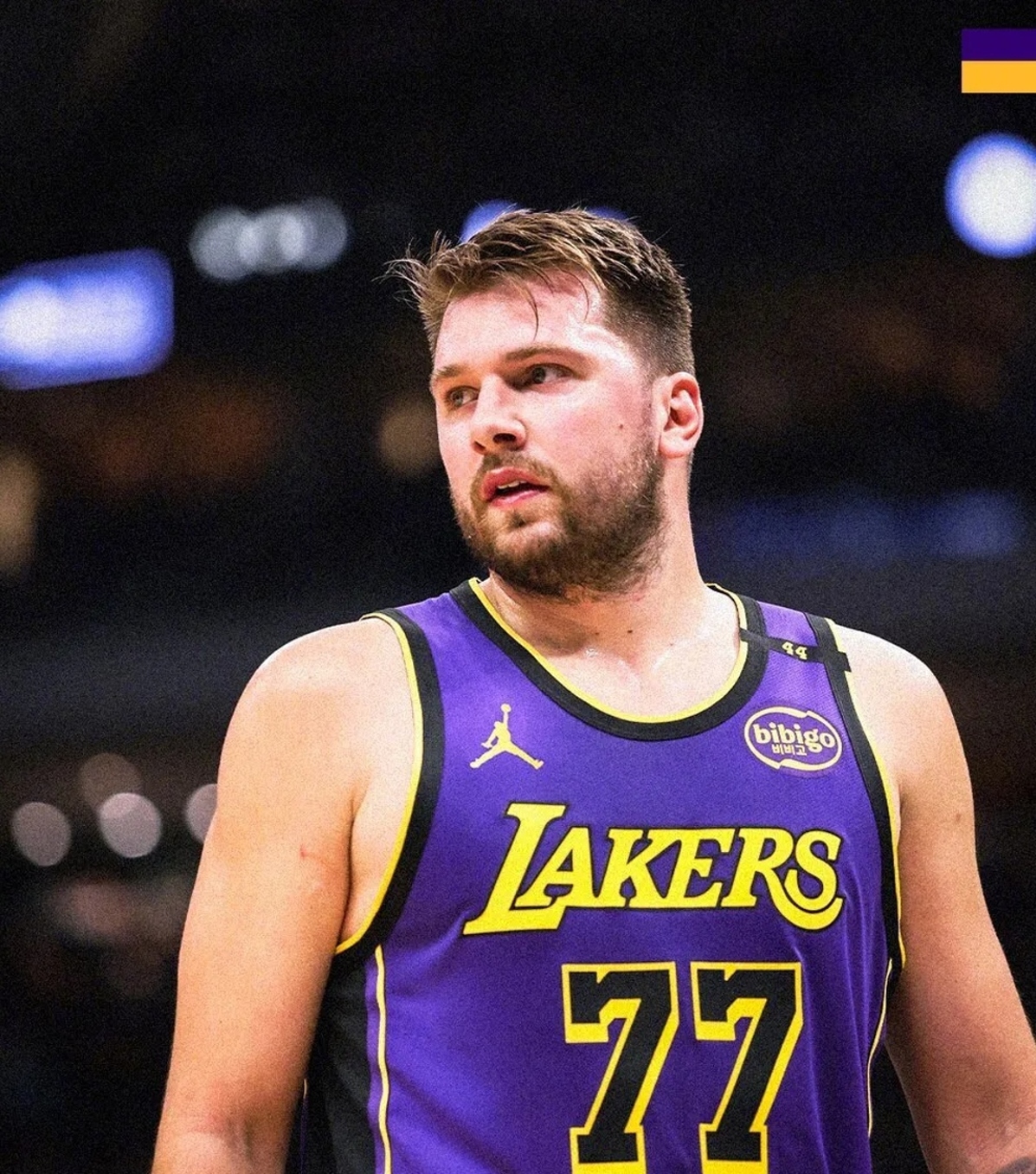 太阳逆转湖人，爆冷拿下季后赛首胜